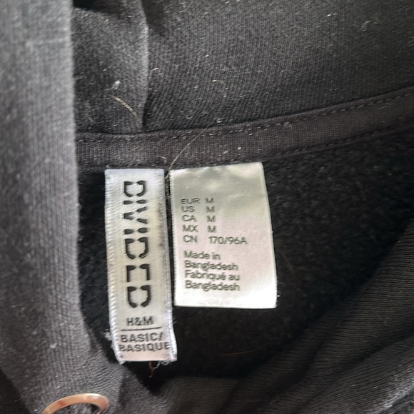 Divided by H&M Basic Black Hoodie Size Medium Unisex - Picture 3 of 6